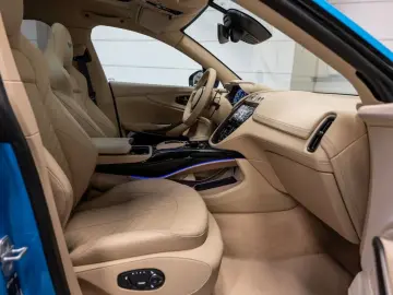 DBX 707 Elwood Blue Sandstorm