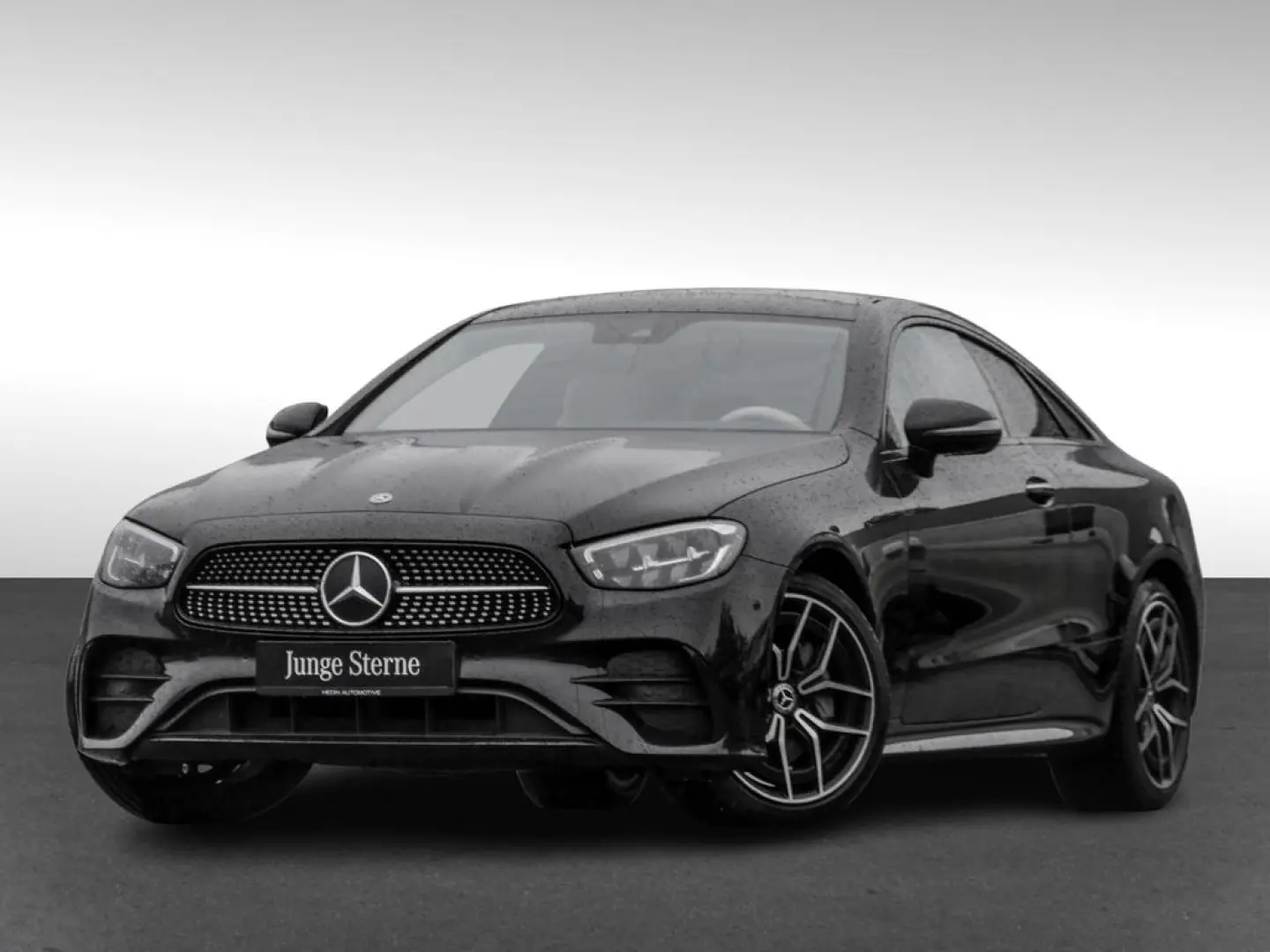 E 220 d Coupé  AMG NIGHT KEYL LED NAVI PANO KAM