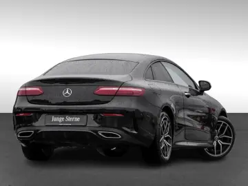 E 220 d Coupé  AMG NIGHT KEYL LED NAVI PANO KAM
