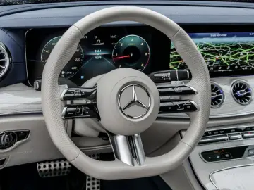 E 220 d Coupé  AMG NIGHT KEYL LED NAVI PANO KAM