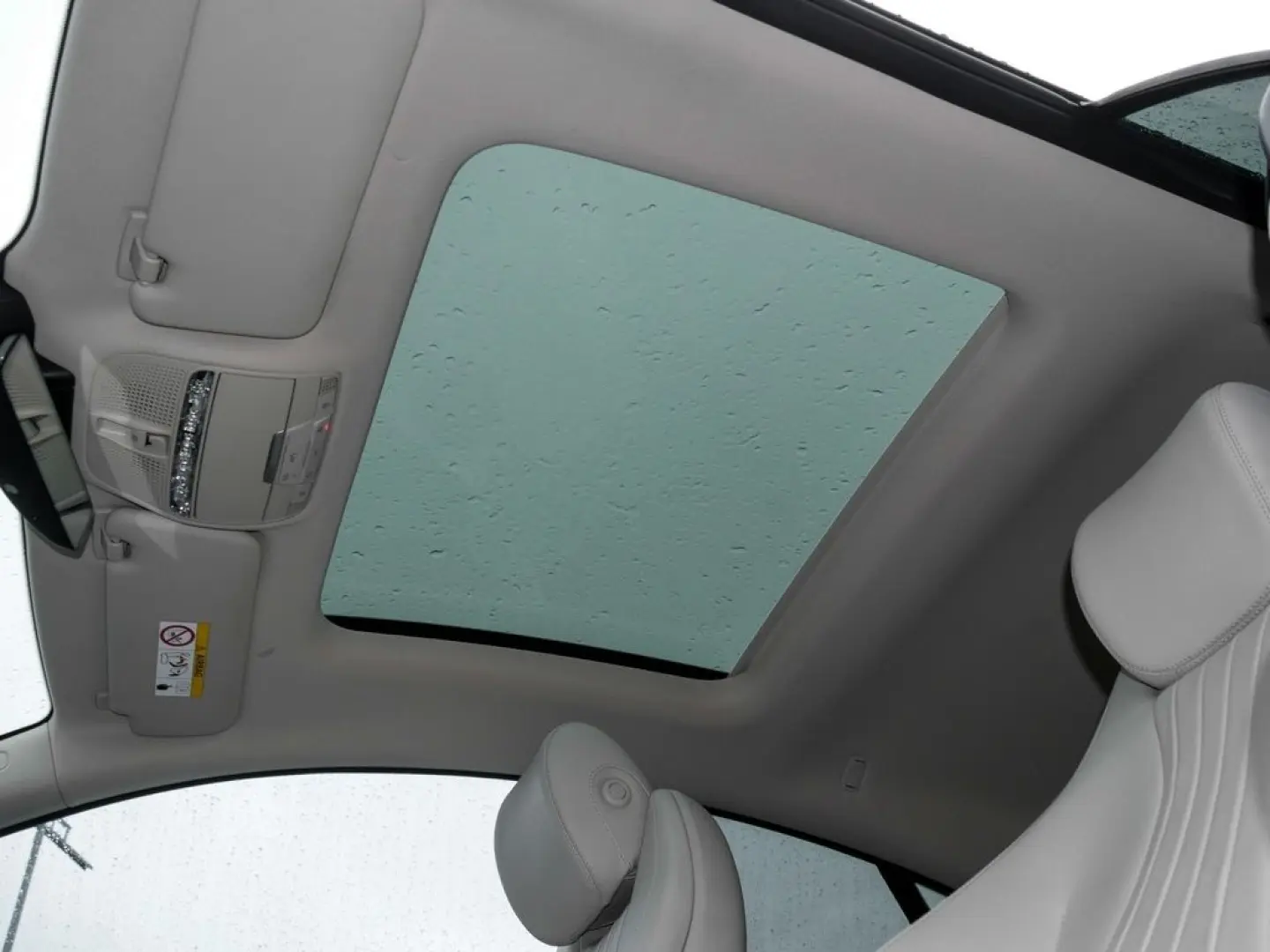 E 220 d Coupé  AMG NIGHT KEYL LED NAVI PANO KAM