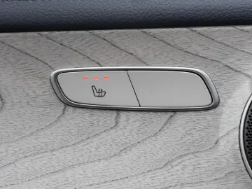 E 220 d Coupé  AMG NIGHT KEYL LED NAVI PANO KAM