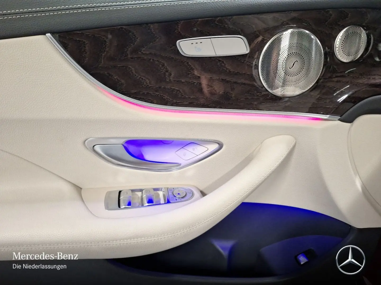 E 200 Coupe FAHRASS PANO BURMEST LEDER AHK 360