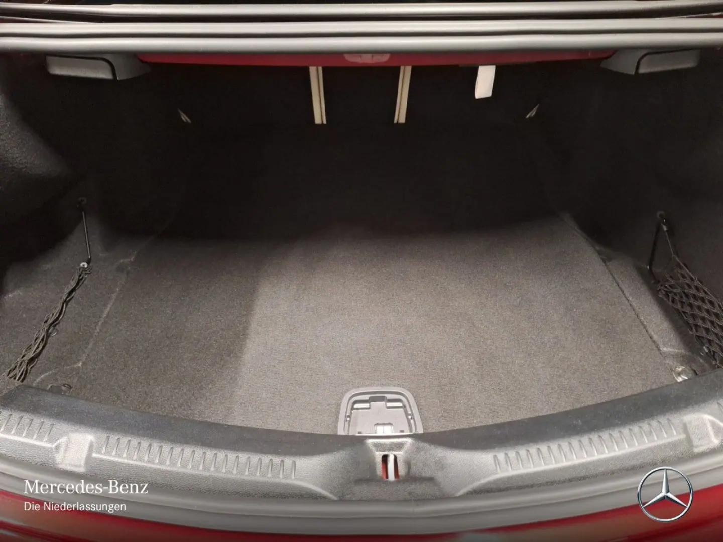 E 200 Coupe FAHRASS PANO BURMEST LEDER AHK 360