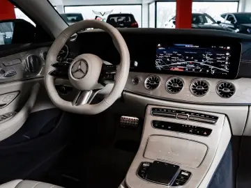 E 300 d AMG 4Matic   PANO-BURM-360 -MASSAGE