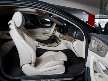 E 300 d AMG 4Matic   PANO-BURM-360 -MASSAGE