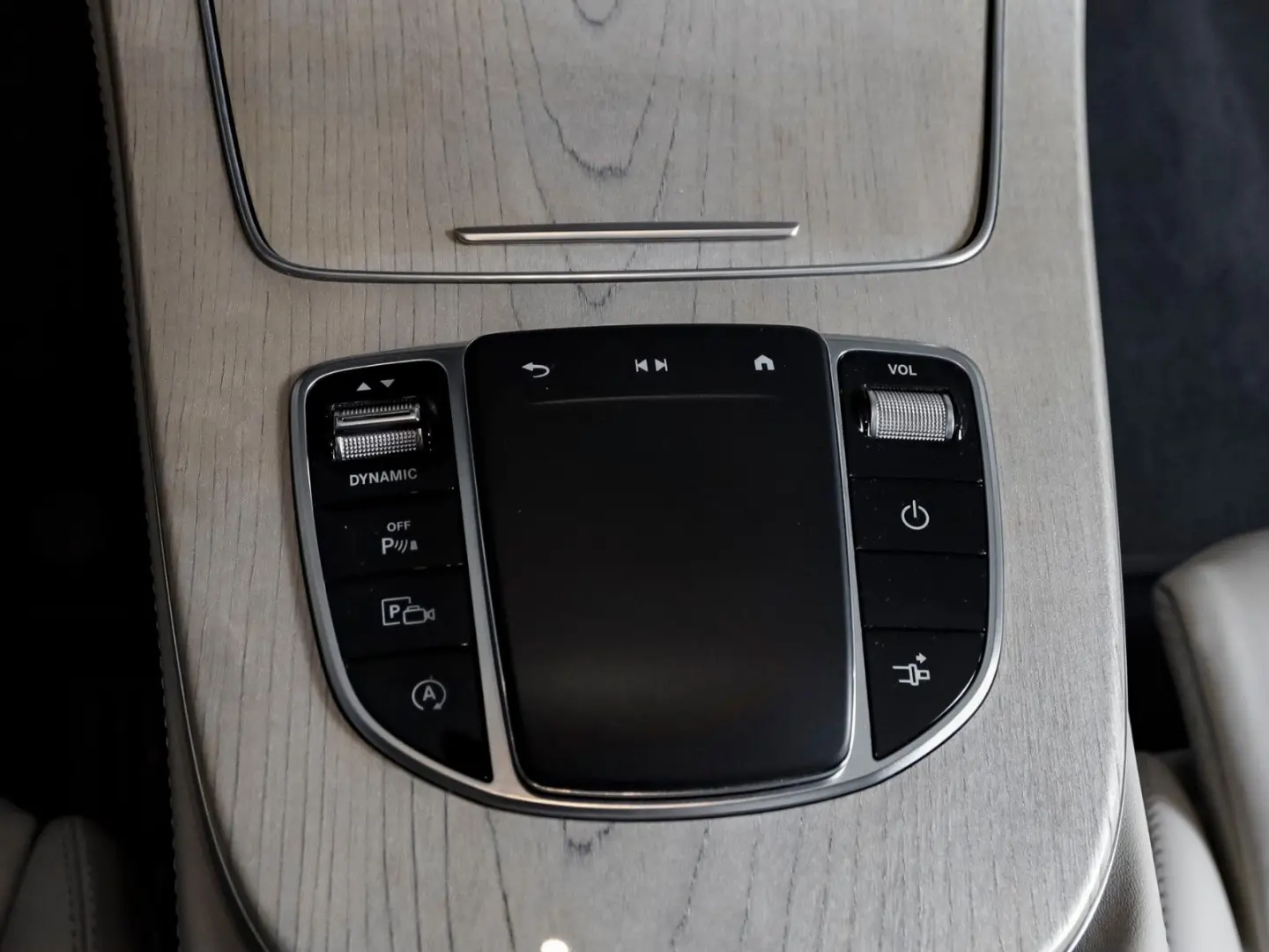 E 300 d AMG 4Matic   PANO-BURM-360 -MASSAGE