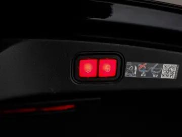 E 300 d AMG 4Matic   PANO-BURM-360 -MASSAGE