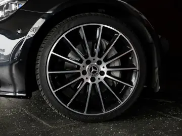 E 300 d AMG 4Matic   PANO-BURM-360 -MASSAGE