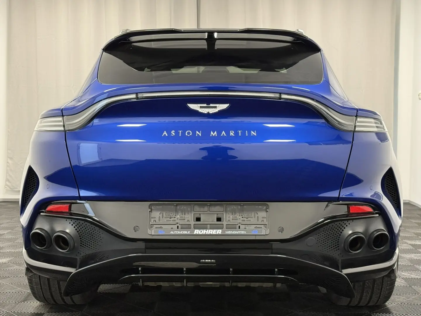 DBX 707   Ion Blue Signature Metallic   Carbon