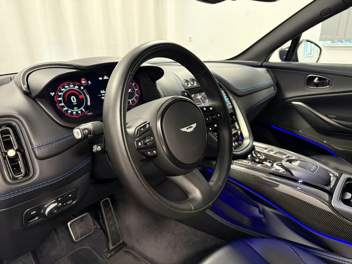 DBX 707   Ion Blue Signature Metallic   Carbon