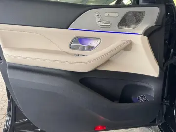 GLE 350 e 4M Coupé AMG Pano 360  Wide Sound Ambi