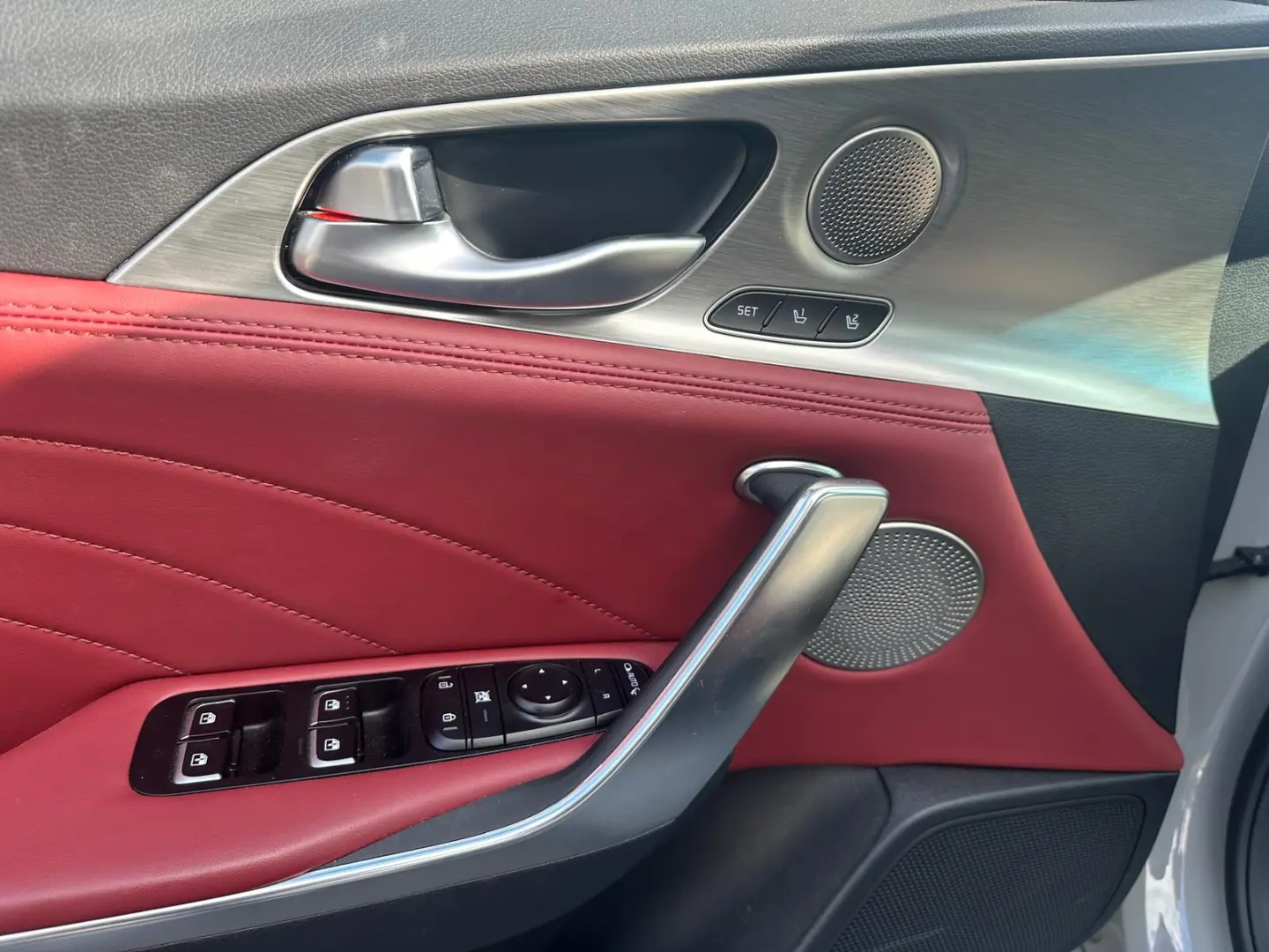 Kia Stinger 3.3 T-GDI 8AT AWD GT