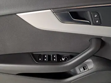 AUDI A4 35TFSI MHEV - HYBRID