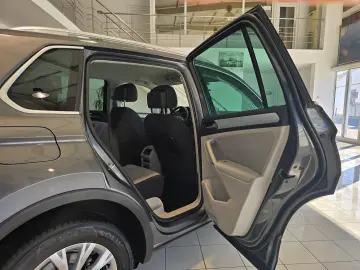 Volkswagen Tiguan 2.0 TDI DPF DSG 4Mot Comfortline