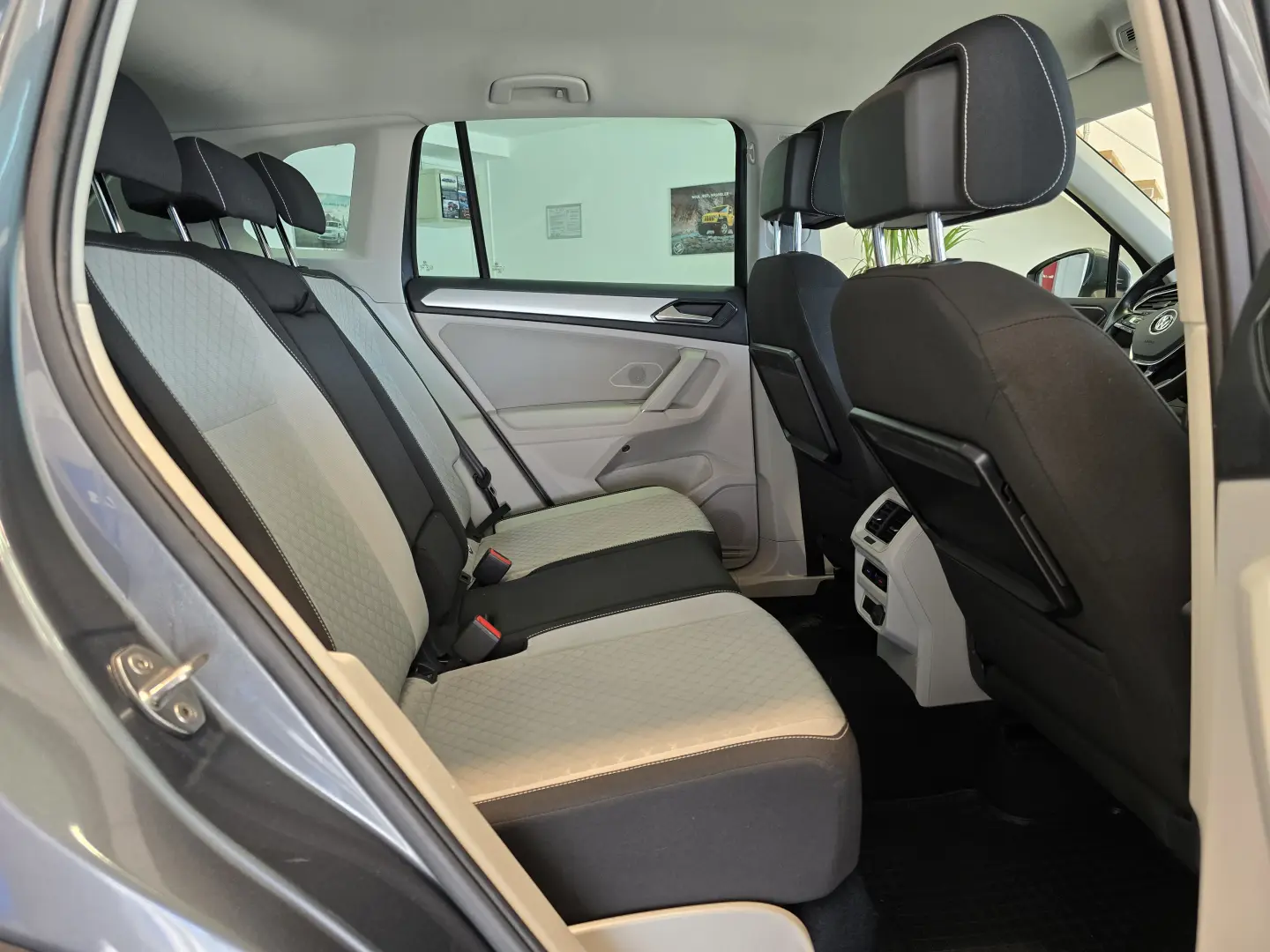 Volkswagen Tiguan 2.0 TDI DPF DSG 4Mot Comfortline