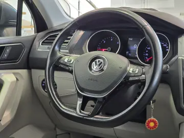 Volkswagen Tiguan 2.0 TDI DPF DSG 4Mot Comfortline
