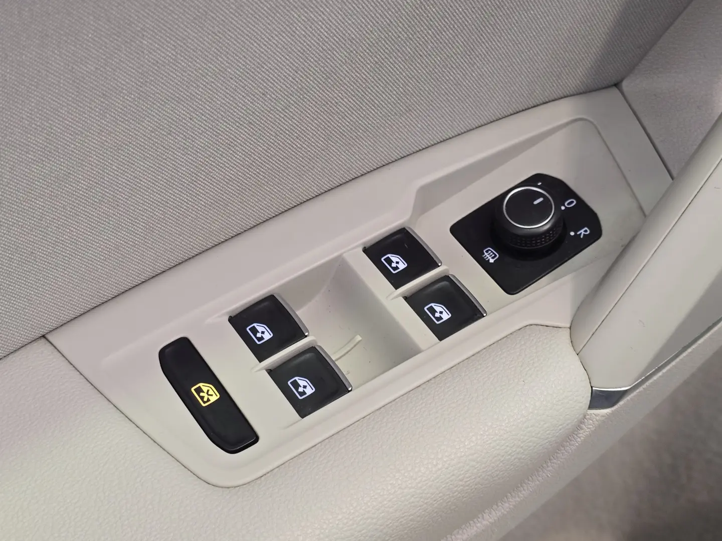 Volkswagen Tiguan 2.0 TDI DPF DSG 4Mot Comfortline