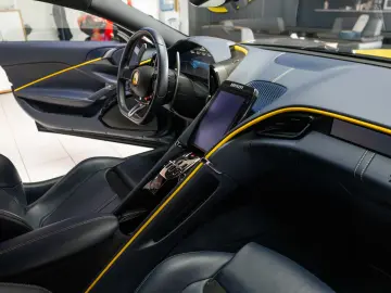 Ferrari Roma Parchet Novitec