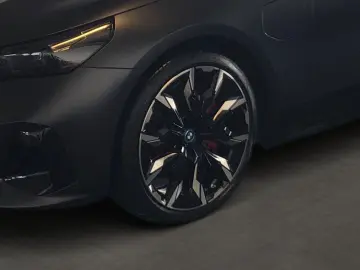 550e xDrive MSportPro