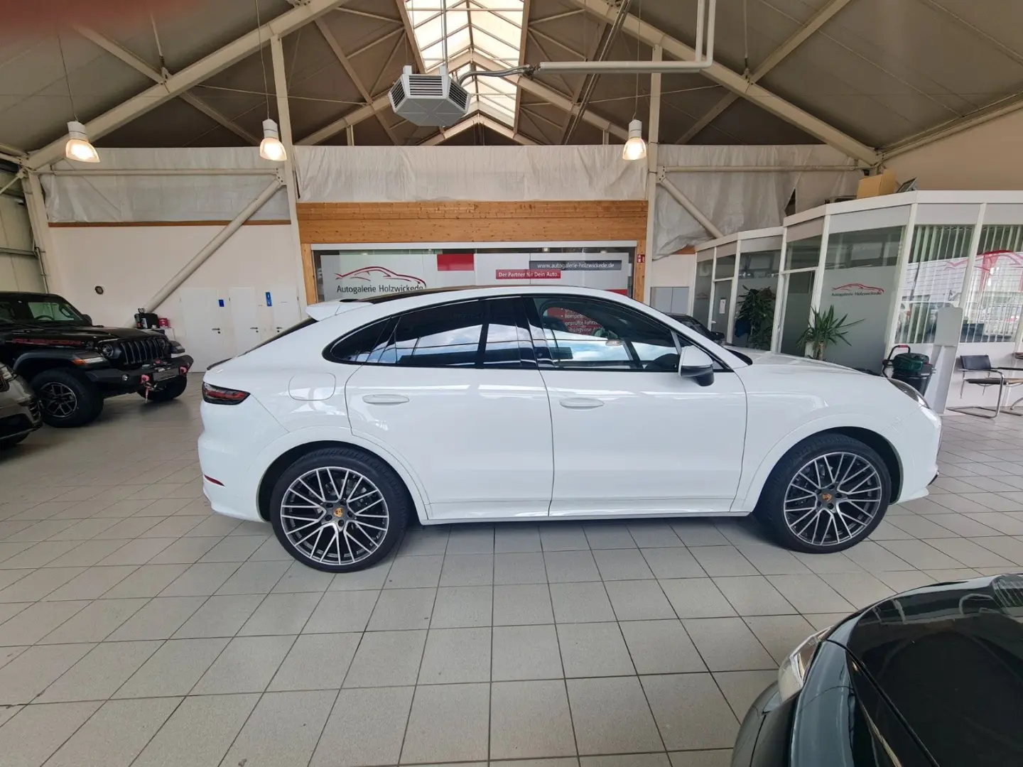 Cayenne Coupe Platinum Edition Pano Sport Design