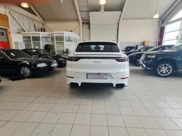 Cayenne Coupe Platinum Edition Pano Sport Design