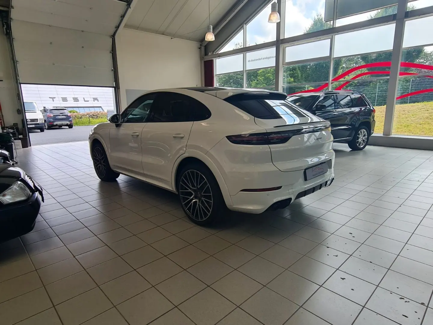 Cayenne Coupe Platinum Edition Pano Sport Design