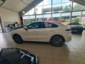Cayenne Coupe Platinum Edition Pano Sport Design