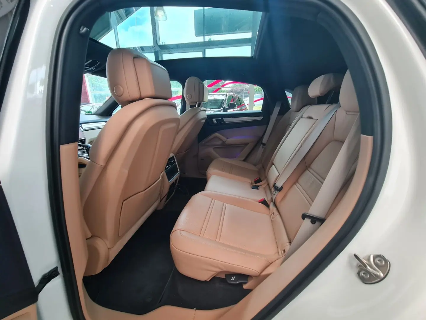 Cayenne Coupe Platinum Edition Pano Sport Design