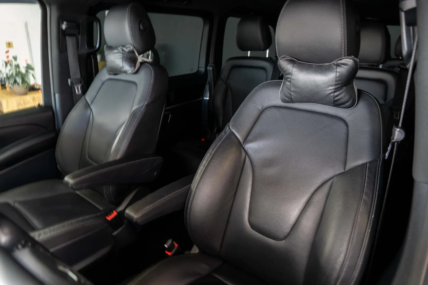 Mercedes-Benz V 300 d Combi Lung 237 CP AWD 9AT AVANTGARDE