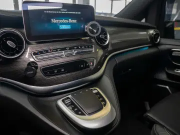 Mercedes-Benz V 300 d Combi Lung 237 CP AWD 9AT AVANTGARDE