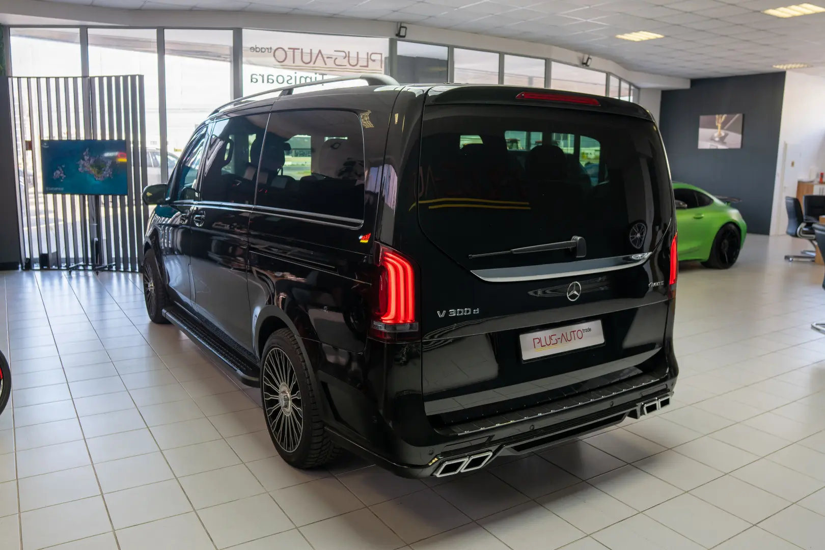 Mercedes-Benz V 300 d Combi Lung 237 CP AWD 9AT AVANTGARDE