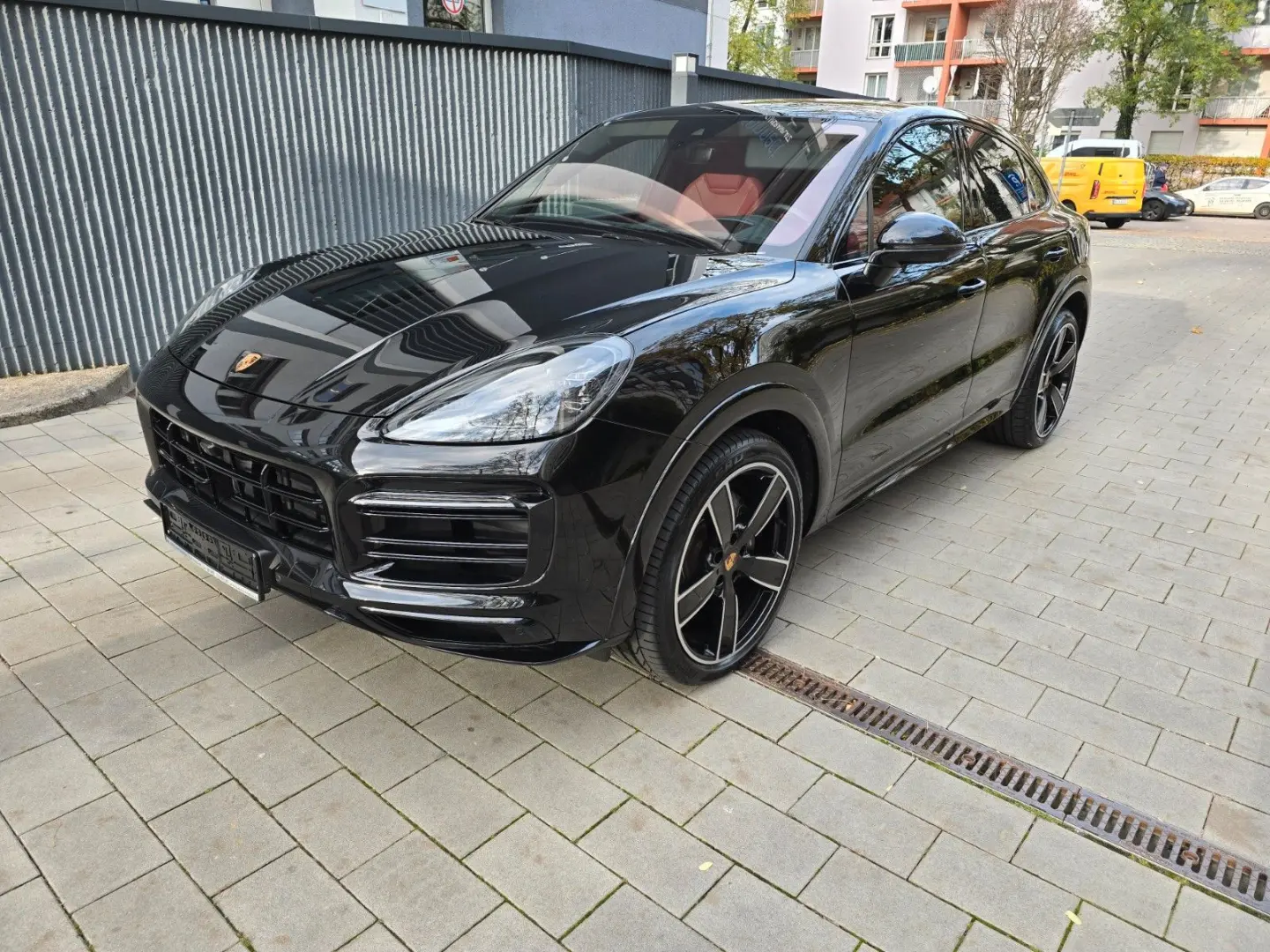 Cayenne Coupe Platinum Edition