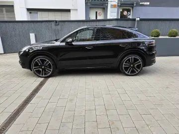 Cayenne Coupe Platinum Edition