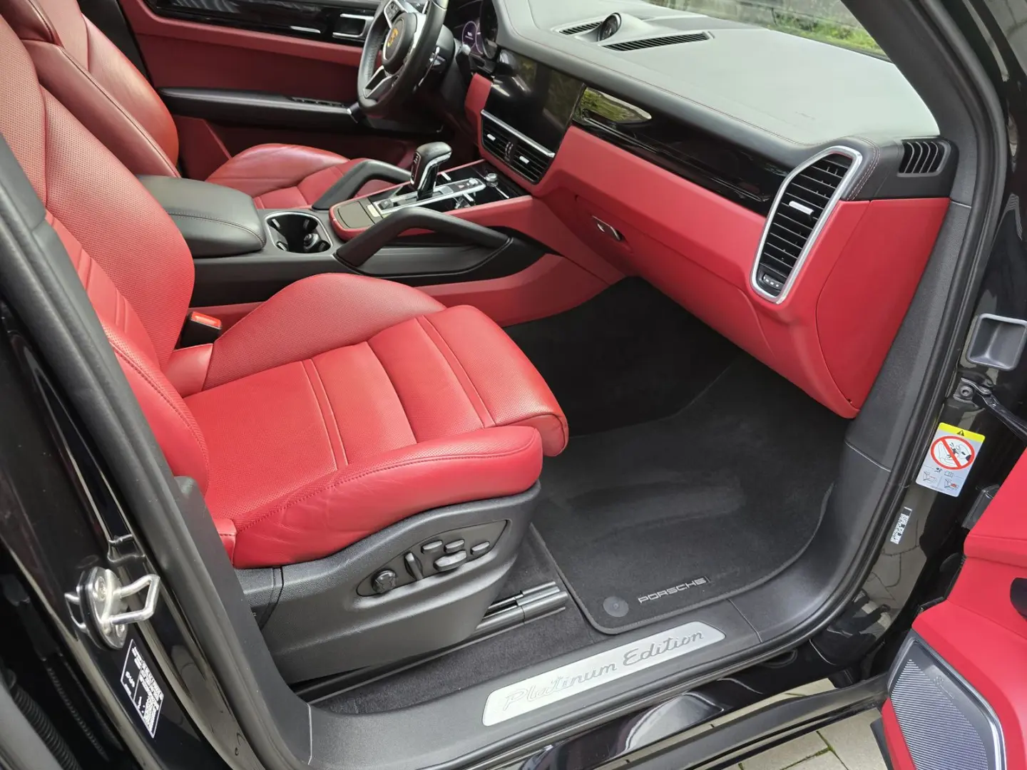 Cayenne Coupe Platinum Edition