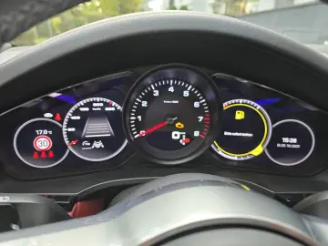 Cayenne Coupe Platinum Edition