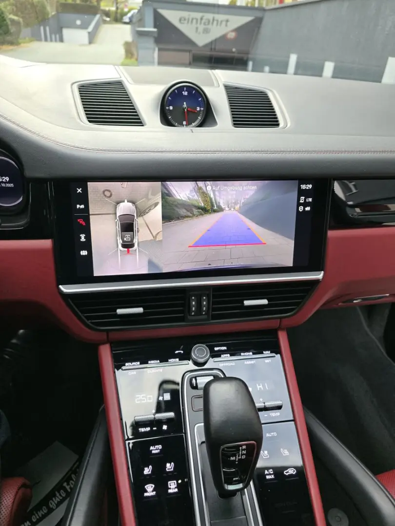 Cayenne Coupe Platinum Edition