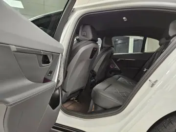 540d Lim. xDrive M SPORT