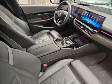 540d Lim. xDrive M SPORT