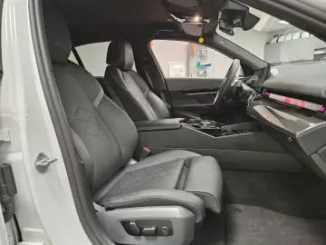 540d Lim. xDrive M SPORT