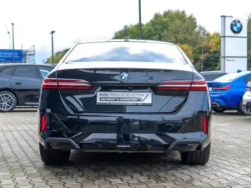 550e xDrive Limousine M Sport