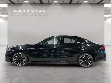 550e xDrive Limousine M Sport