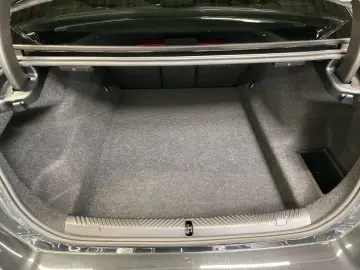 550e xDrive Limousine M Sport