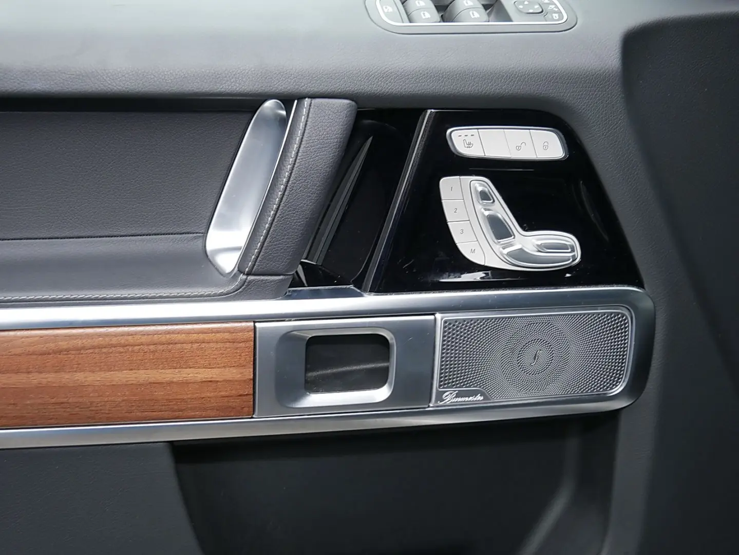 G 450 d EXCLUSIVE SCHIEBEDACH STANDHEIZUNG AHK