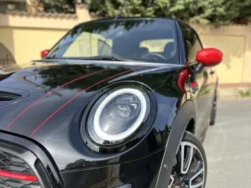 MINI John Cooper Works Cabrio