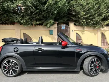 MINI John Cooper Works Cabrio