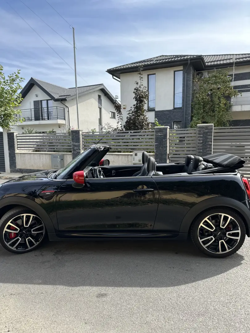 MINI John Cooper Works Cabrio