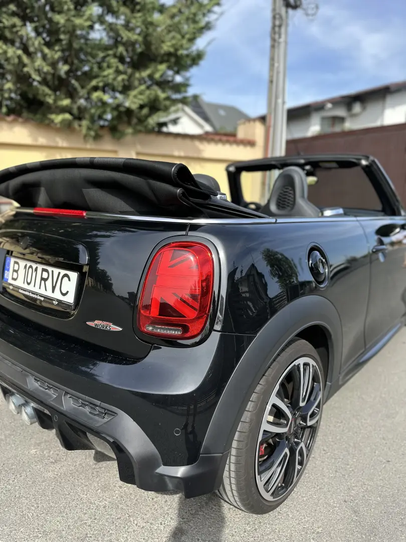 MINI John Cooper Works Cabrio