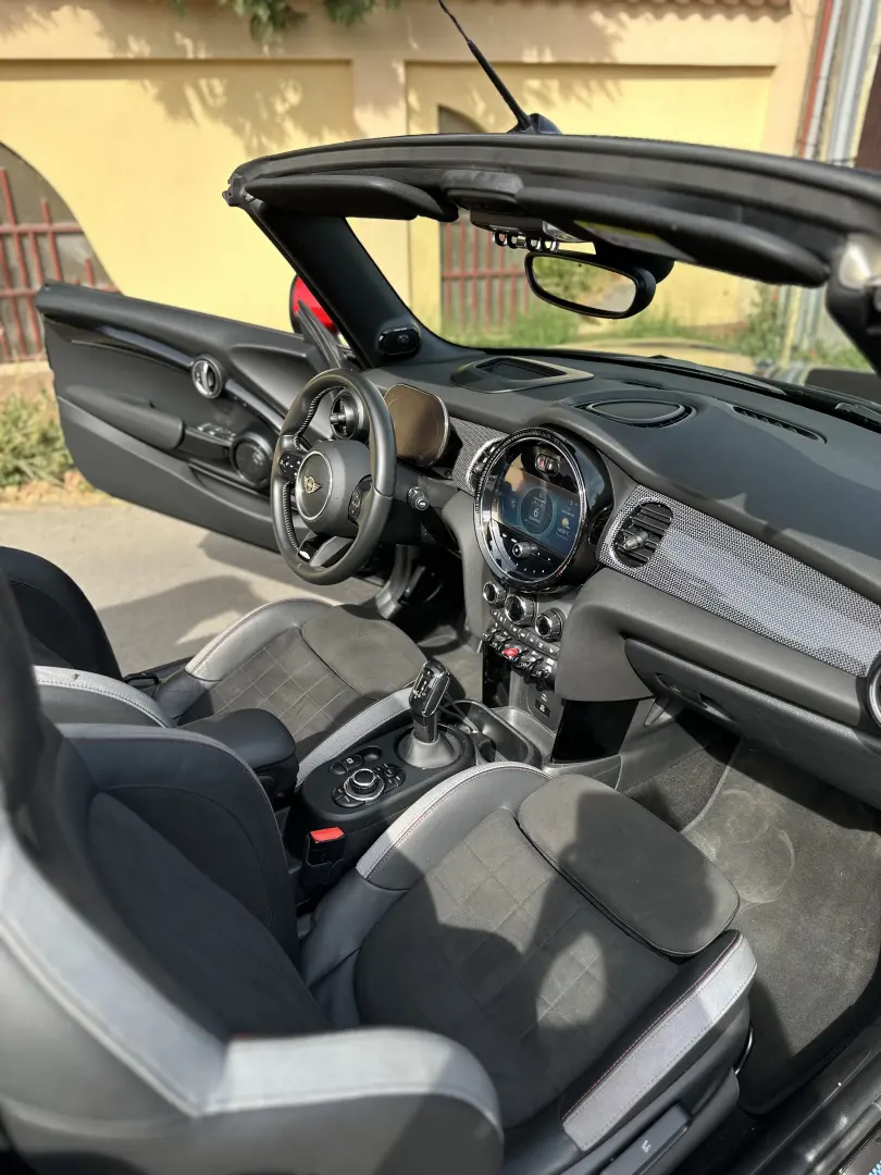 MINI John Cooper Works Cabrio