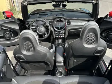 MINI John Cooper Works Cabrio